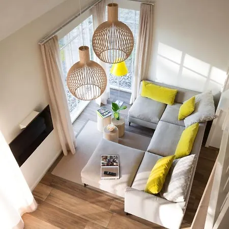 Reetdorf Geltinger Birk Malerhaus Erlenbruch * Nieby (Nieby, Schleswig-Flensburg)