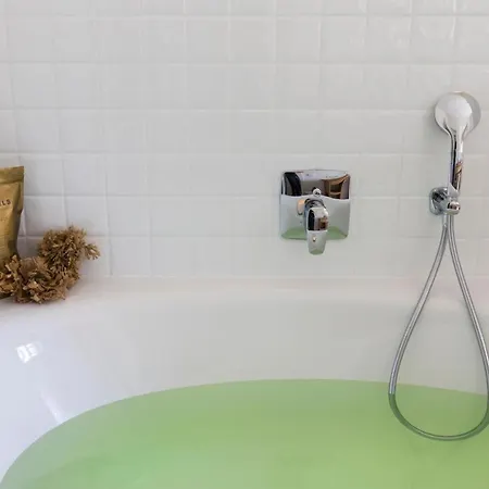 Reetdorf Geltinger Birk Malerhaus Erlenbruch * Nieby (Nieby, Schleswig-Flensburg)